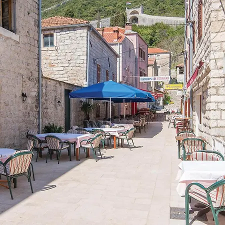 4 Bedroom Nice In Luka *