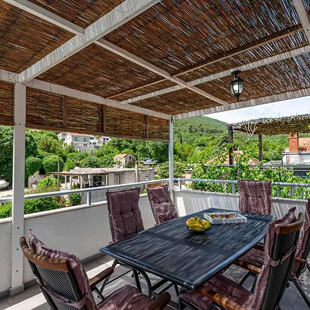 4 Bedroom Nice In Luka * Luka (Dubrovnik-Neretva)