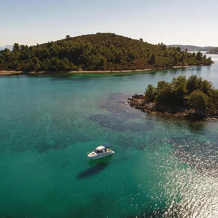 4 Bedroom Nice In Luka *